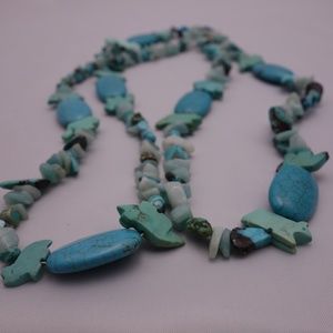 33" Turquoise Native American Necklace w/Fetishes